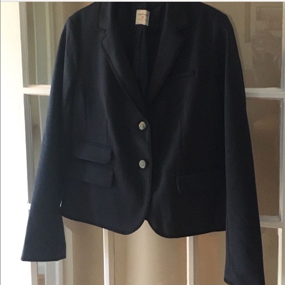 NWOT Navy blue blazer.